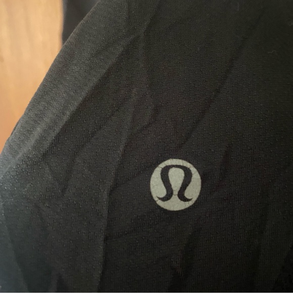 lululemon cropped leggings! - Picture 3 of 4